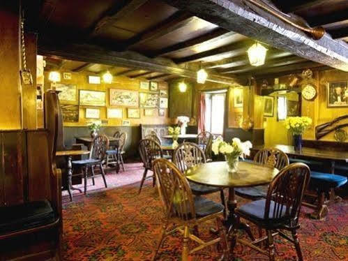 The Nobody Inn Christow Экстерьер фото