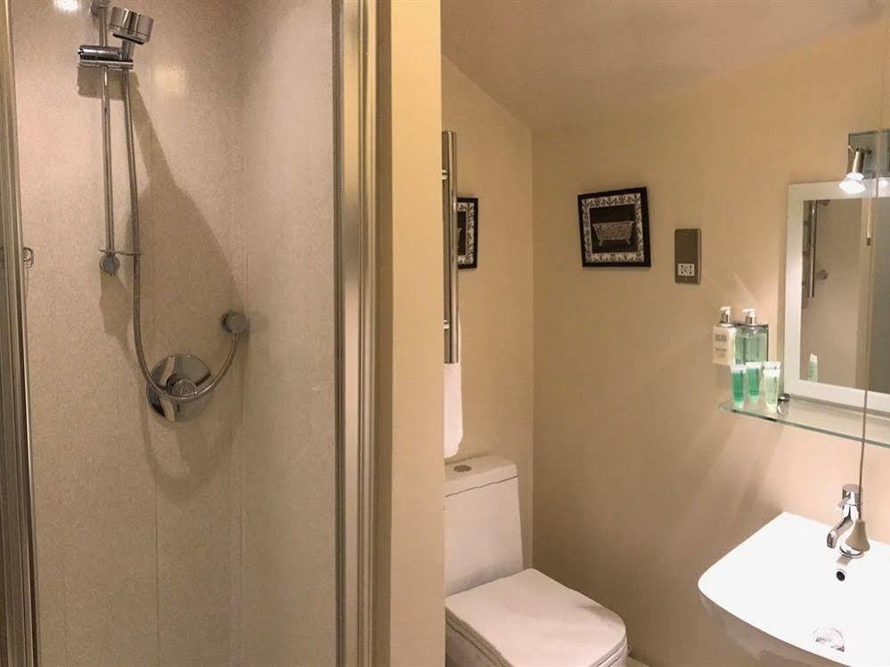The Nobody Inn Christow Экстерьер фото